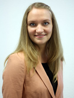 Elena Schürig (geb. Alena Golovach), Bachelor Aviation Management